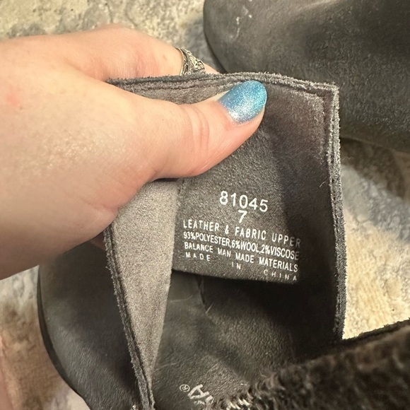 Minnetonka Mari Genuine Suede Charcoal Moccasin Heeled Ankle Booties - Picture 5 of 13